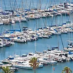 The Captain\'S House In Simonstown